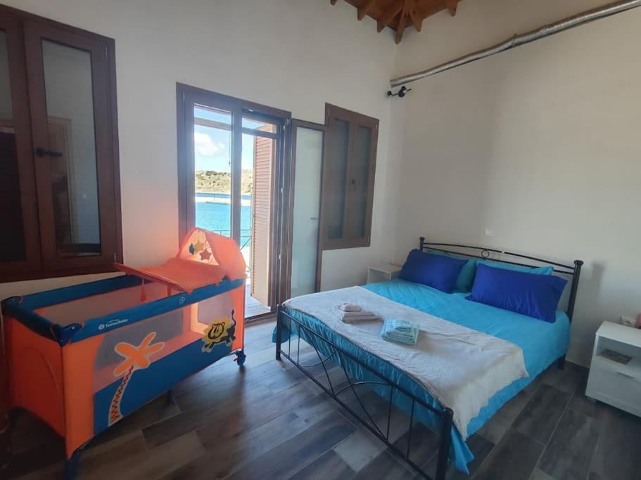 Two-Storey House In Kardamyla Marmaron  ภายนอก รูปภาพ