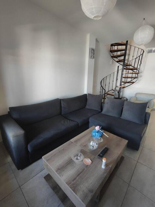 Two-Storey House In Kardamyla Marmaron  ภายนอก รูปภาพ